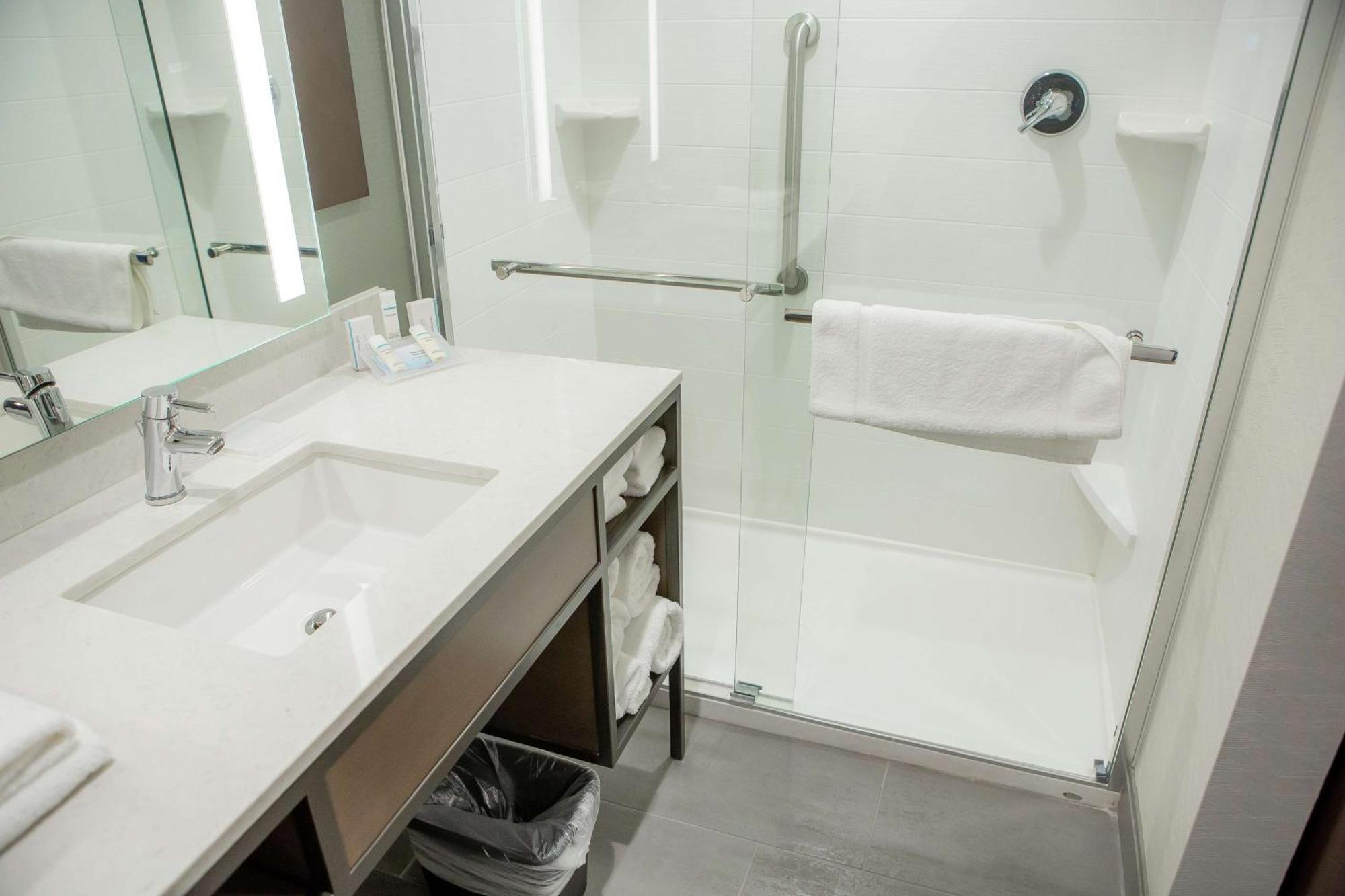 Hilton Garden Inn Corning Downtown Luaran gambar